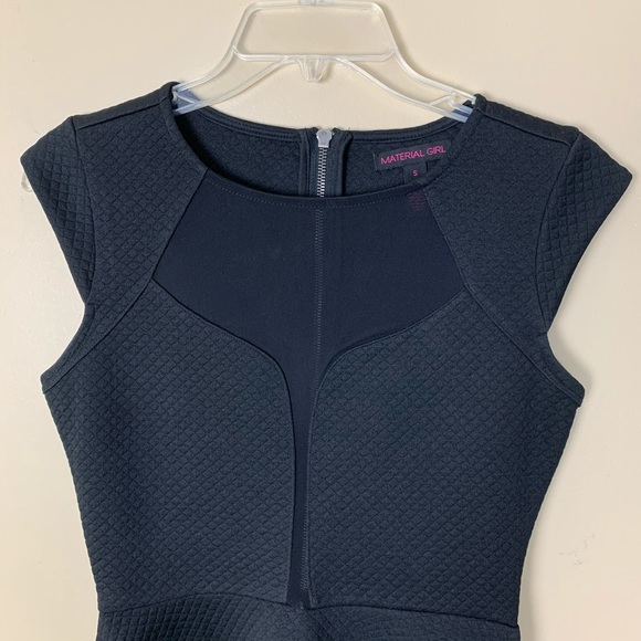 MATERIAL GIRL • Little Black Dress - Picture 3 of 6